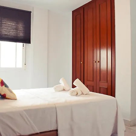 Fabuloso Junto Al Soho Con Parking Privado * Malaga